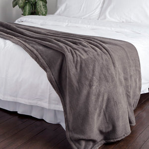 Cobija Flannel  Fleece Gris Oscuro