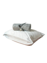 Cargar imagen en el visor de la galería, Combo Almohada Expandible +Cobija Flannel
